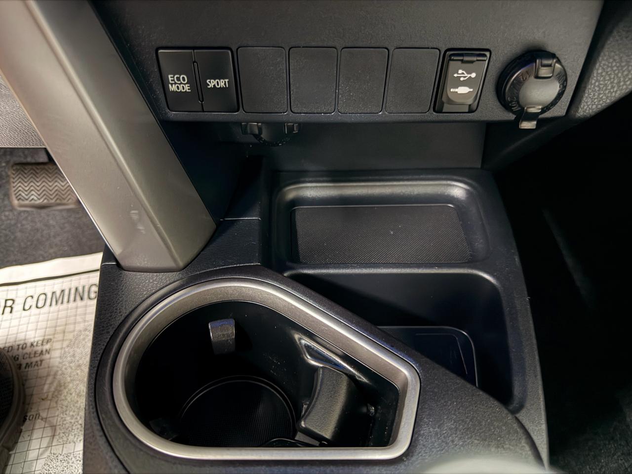 Toyota RAV4 XLE AWD 2017