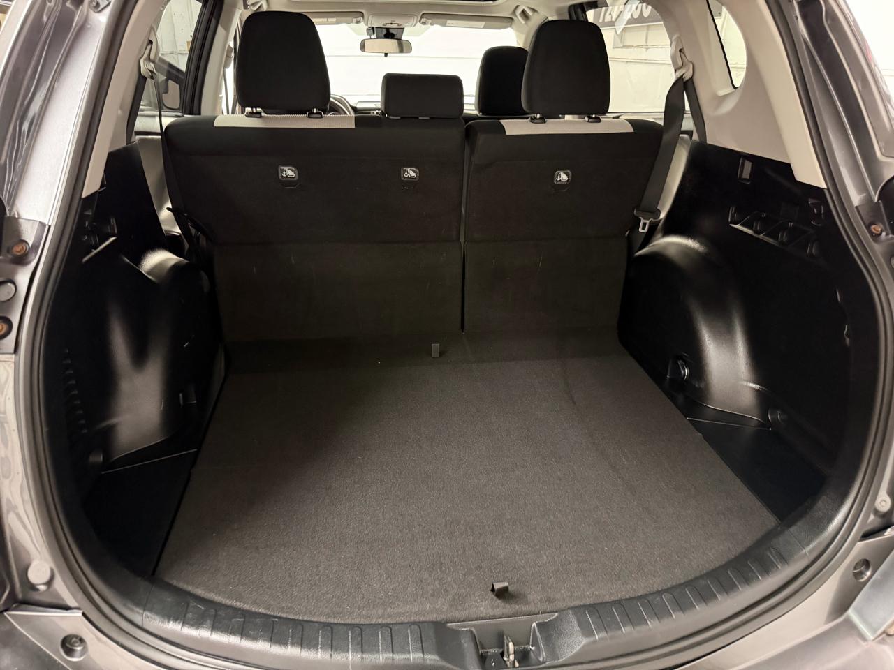 Toyota RAV4 XLE AWD 2017