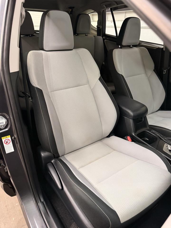 Toyota RAV4 XLE AWD 2017