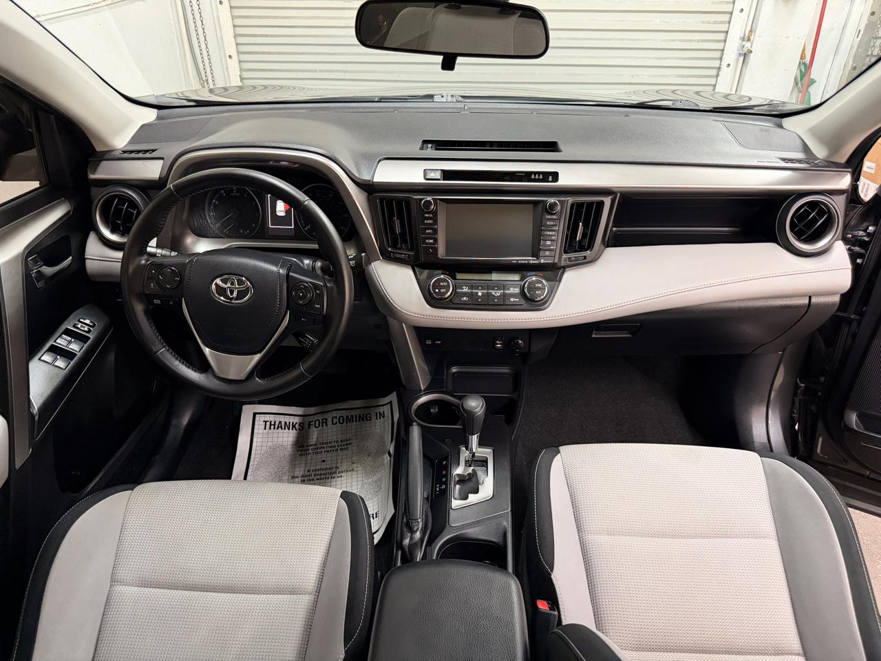 Toyota RAV4 XLE AWD 2017