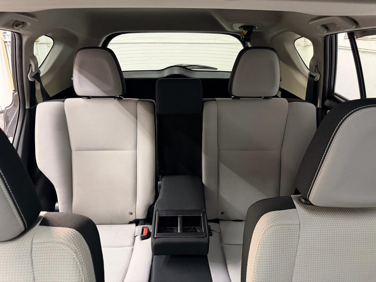 Toyota RAV4 XLE AWD 2017