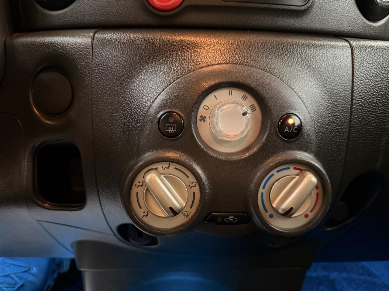 Nissan Cube 1.8 S 2009