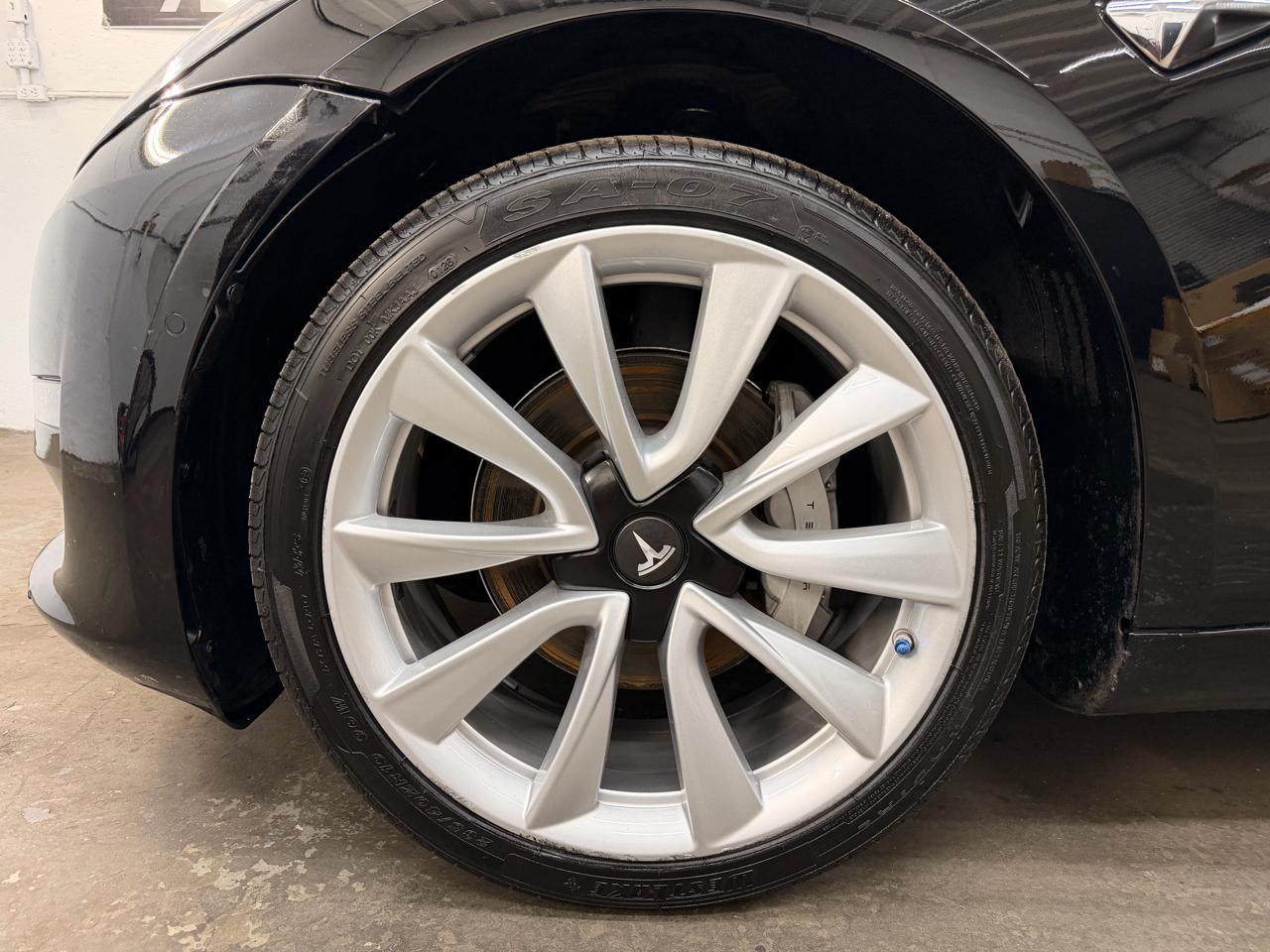 Tesla Model 3 Base 2018