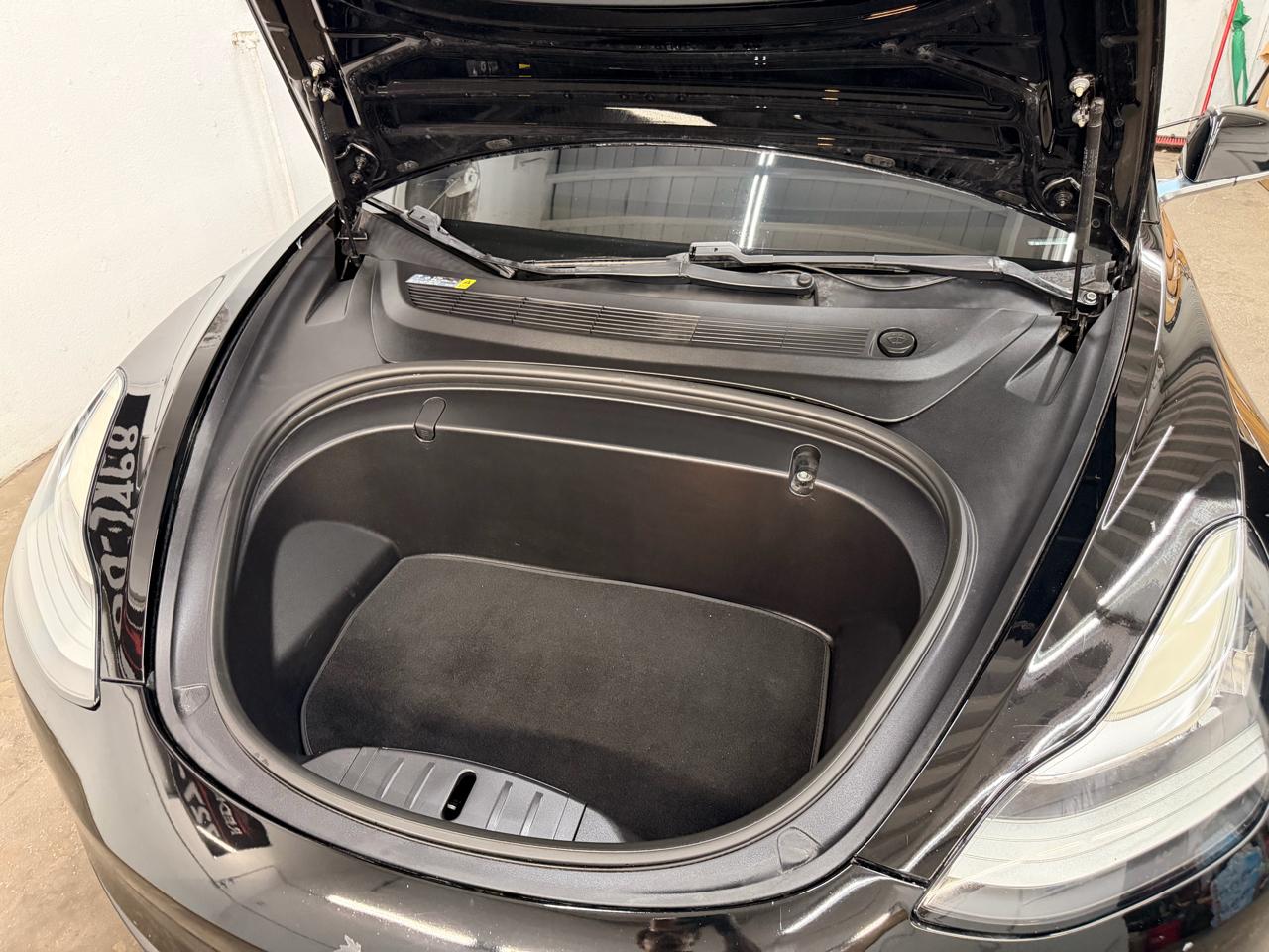 Tesla Model 3 Base 2018