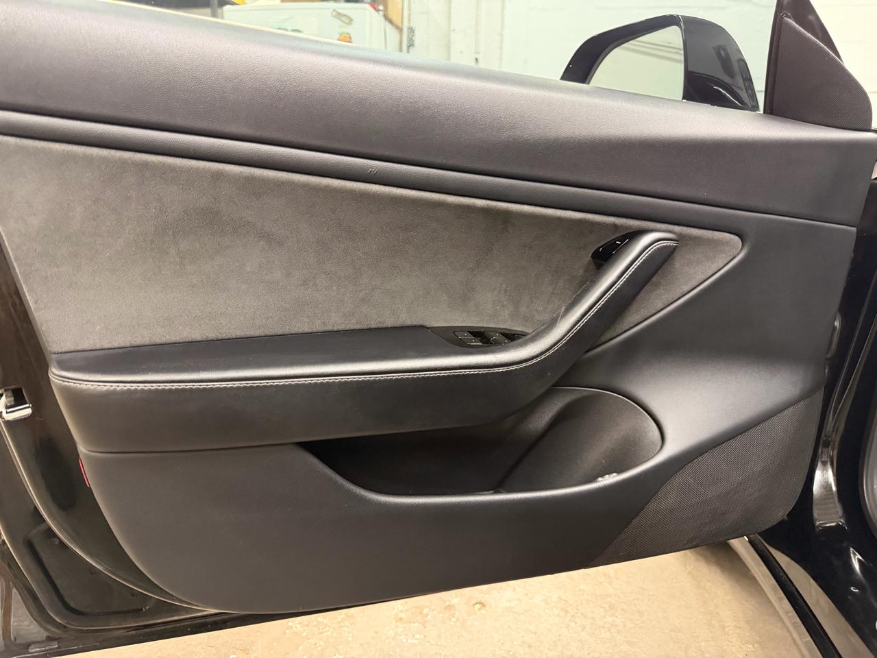 Tesla Model 3 Base 2018