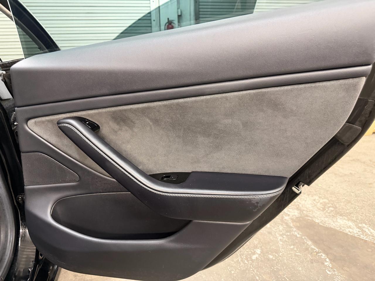 Tesla Model 3 Base 2018