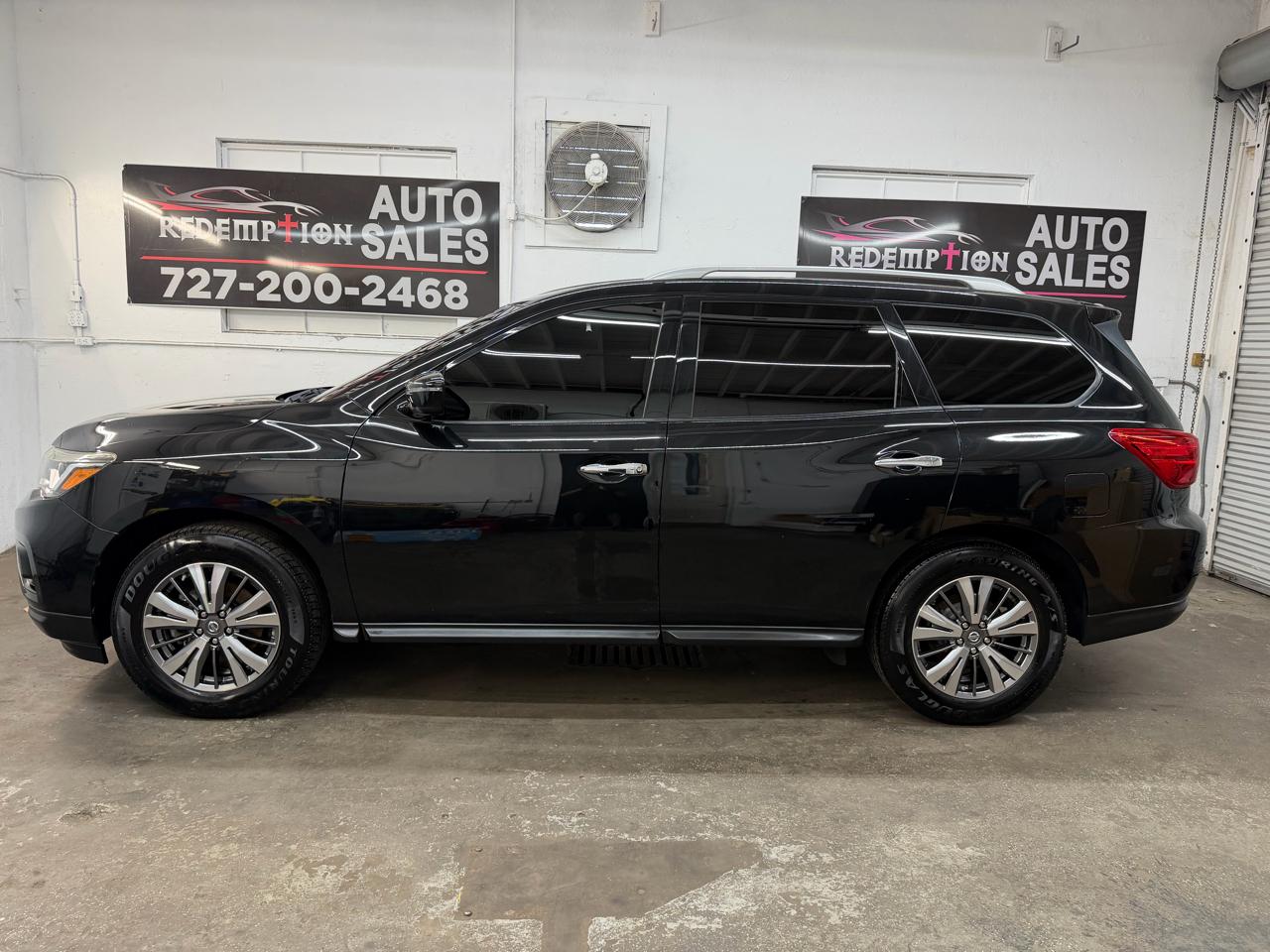 Nissan Pathfinder SV 2WD 2018