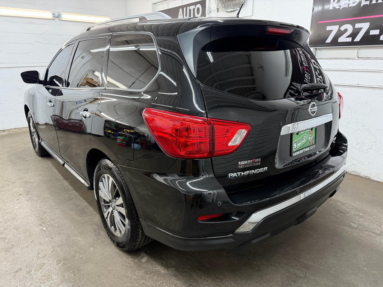 Nissan Pathfinder SV 2WD 2018