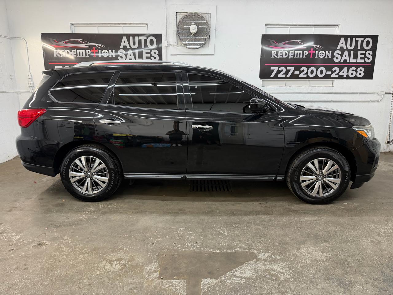 Nissan Pathfinder SV 2WD 2018