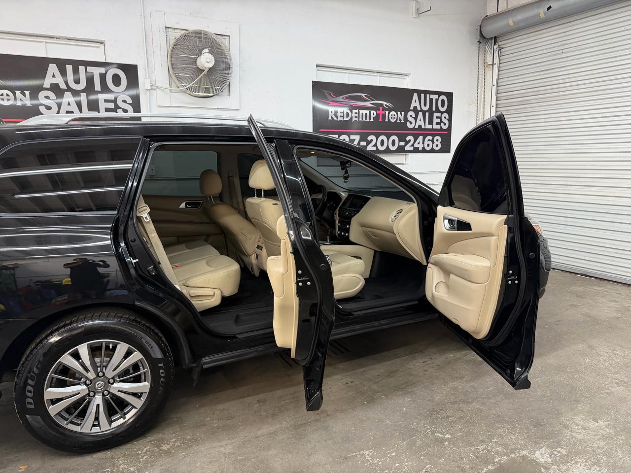 Nissan Pathfinder SV 2WD 2018