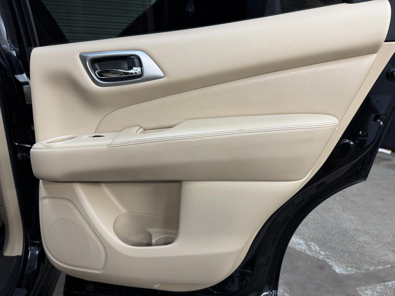 Nissan Pathfinder SV 2WD 2018