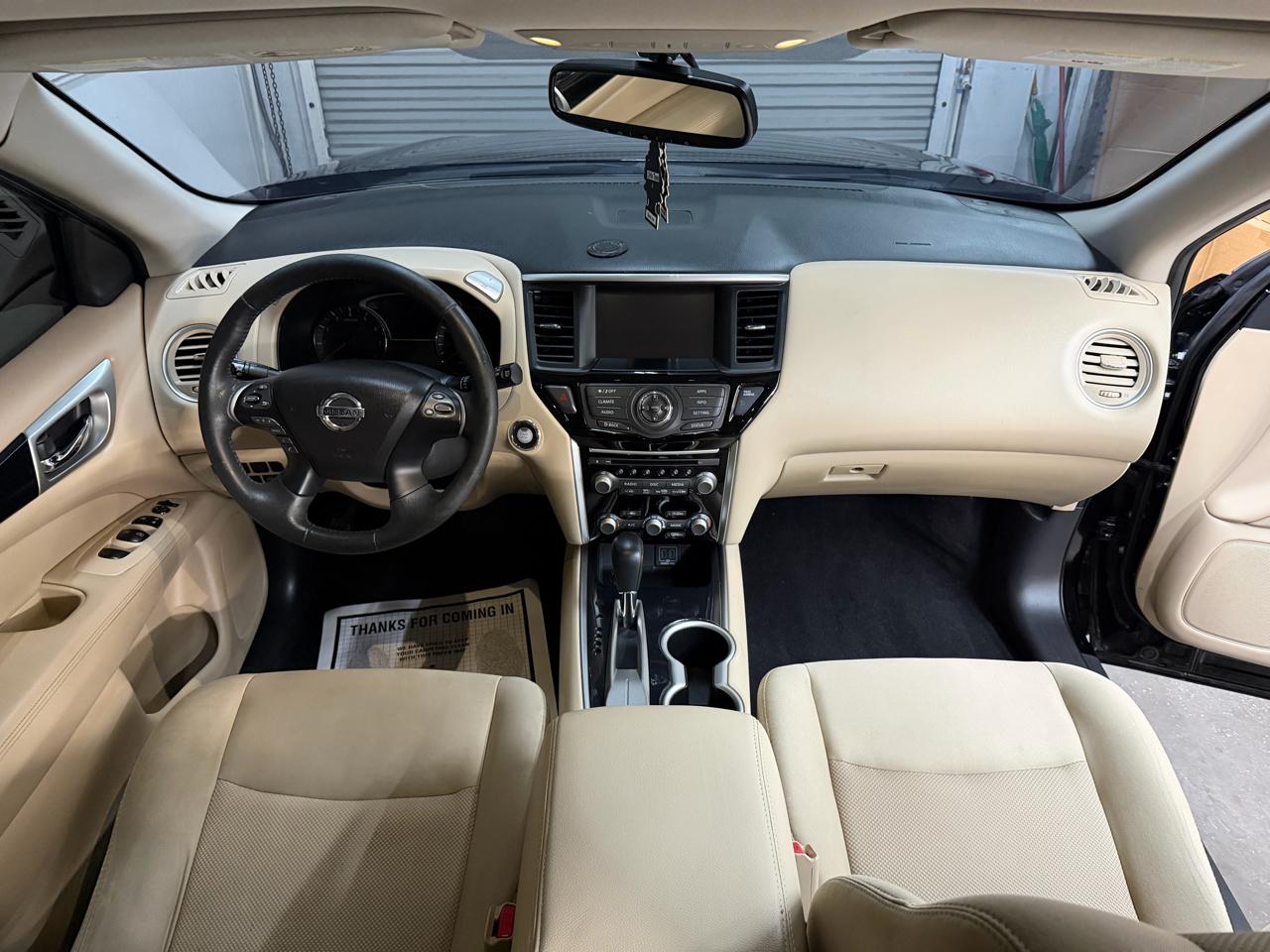 Nissan Pathfinder SV 2WD 2018