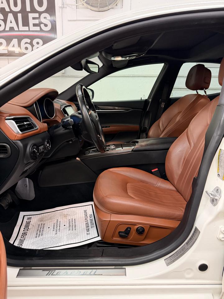 Maserati Ghibli  2019