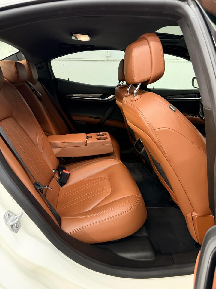 Maserati Ghibli  2019