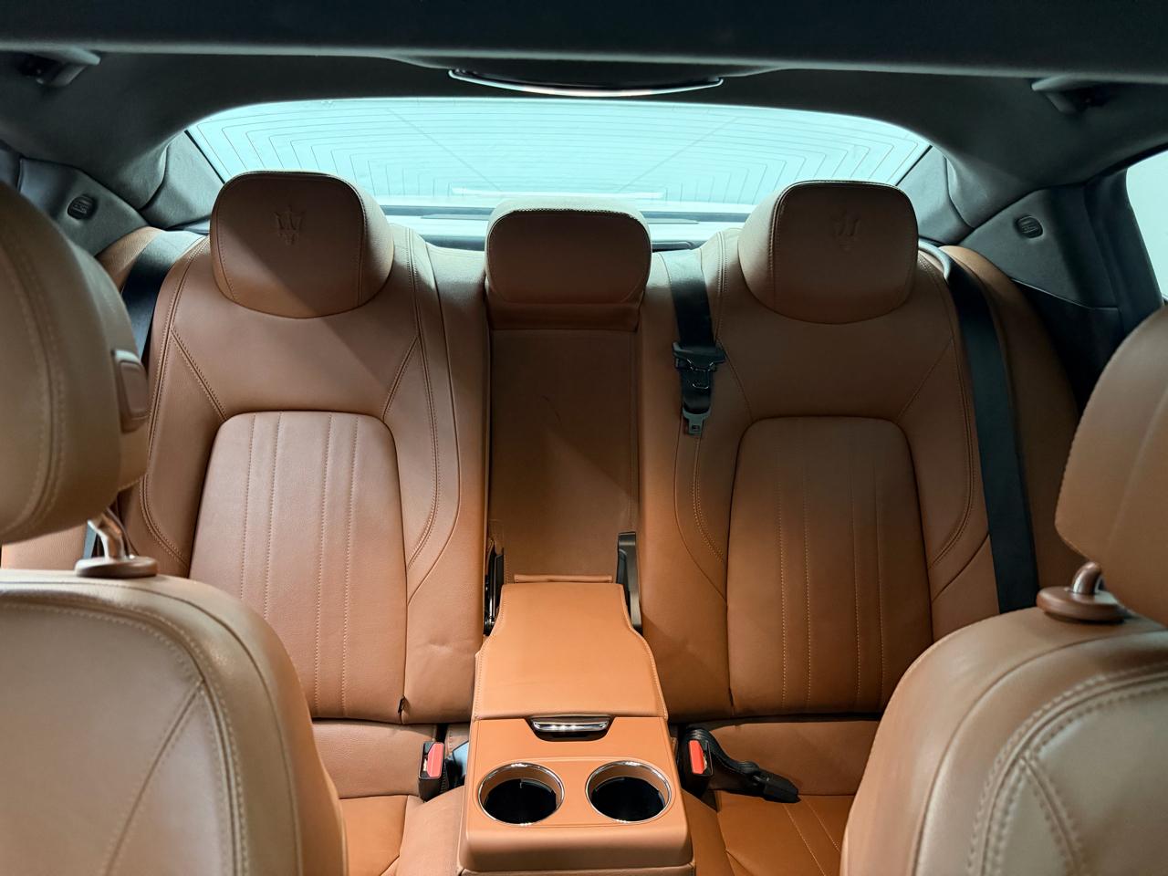 Maserati Ghibli  2019