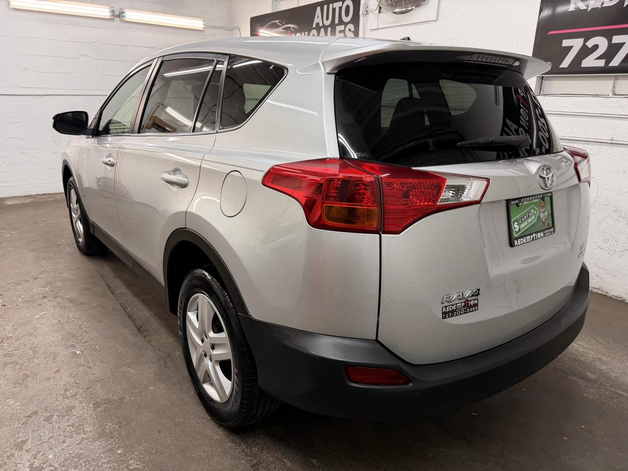 Toyota RAV4  2015