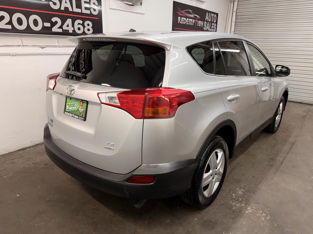 Toyota RAV4  2015