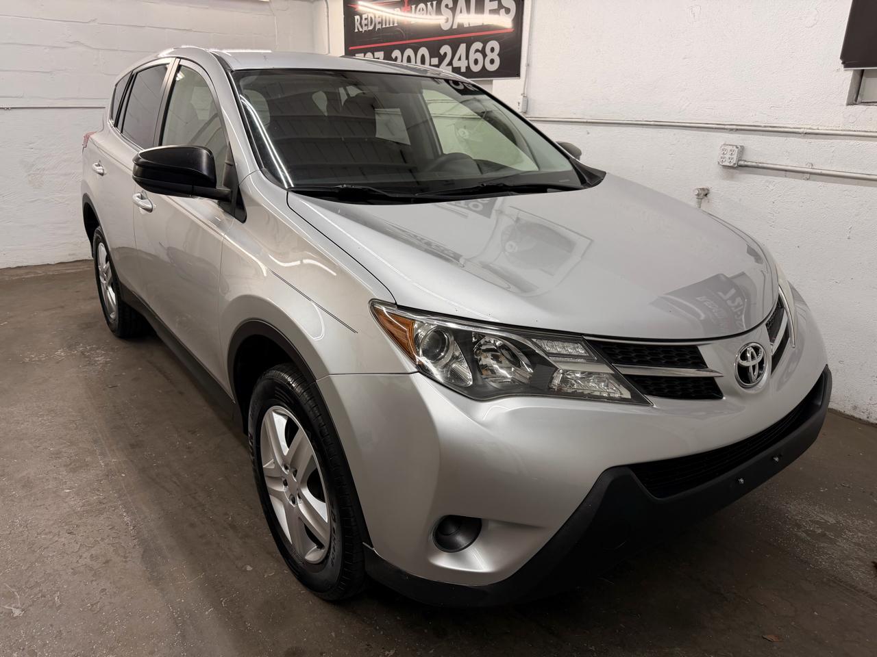 Toyota RAV4  2015