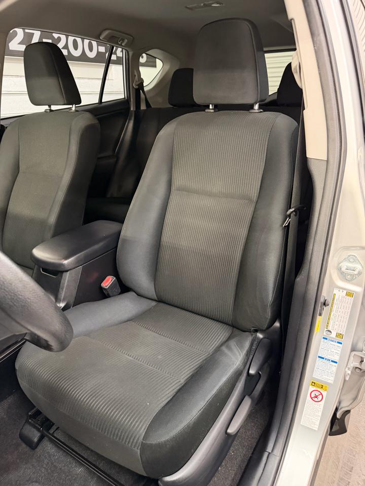 Toyota RAV4  2015