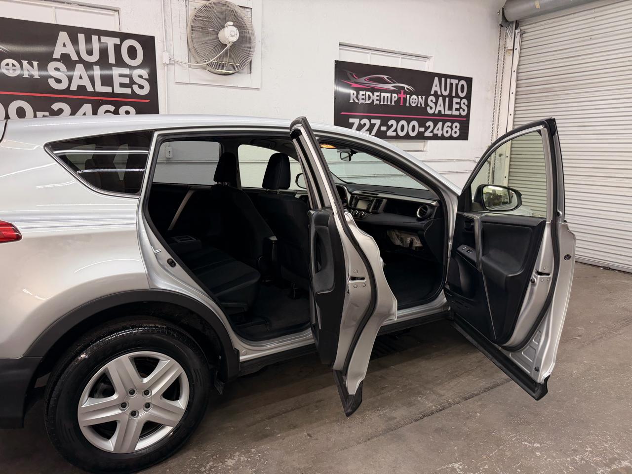 Toyota RAV4  2015