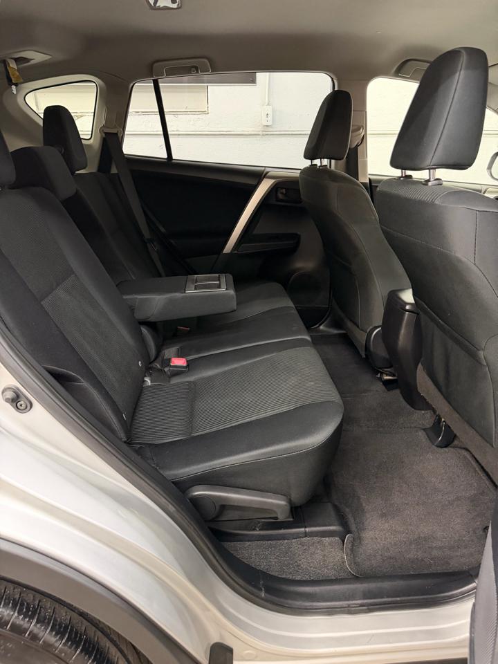 Toyota RAV4  2015