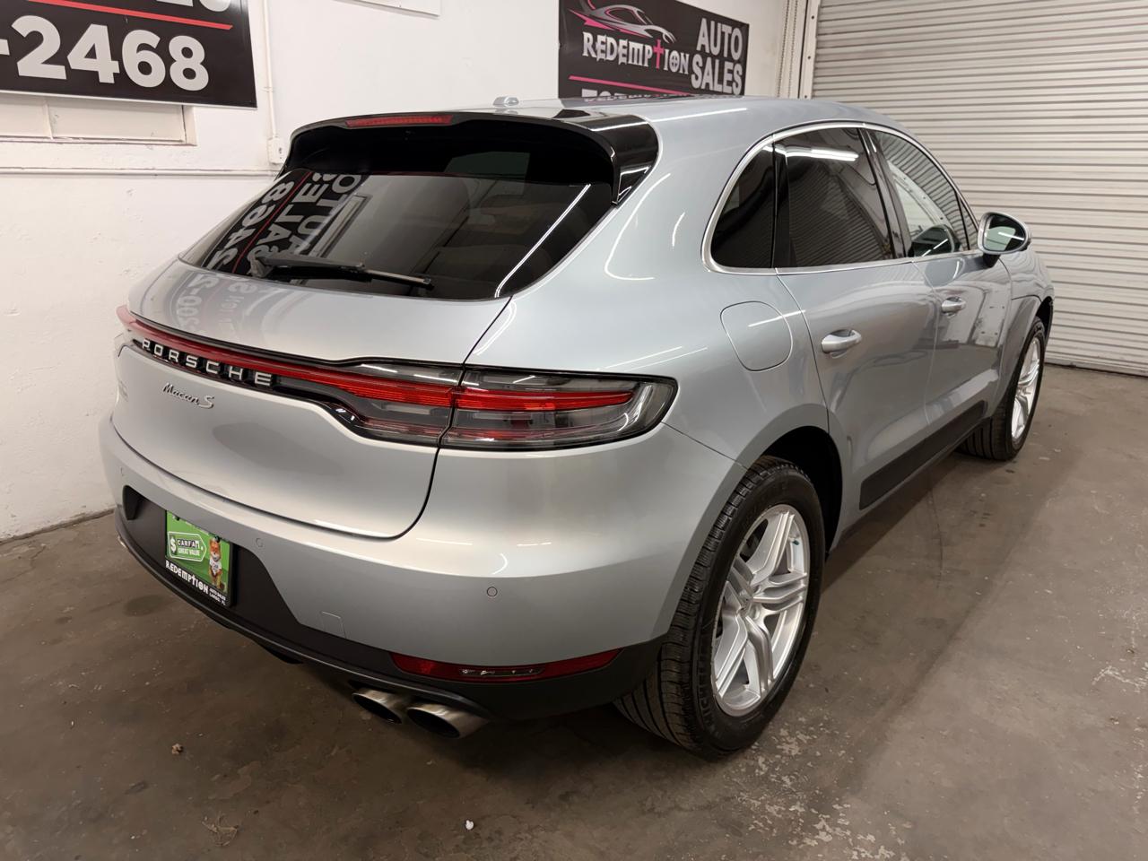 Porsche Macan  2020