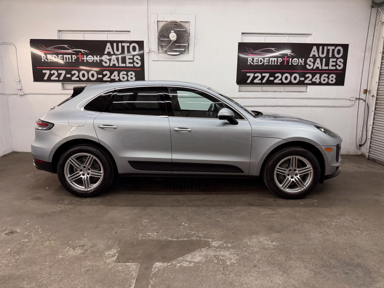 Porsche Macan  2020
