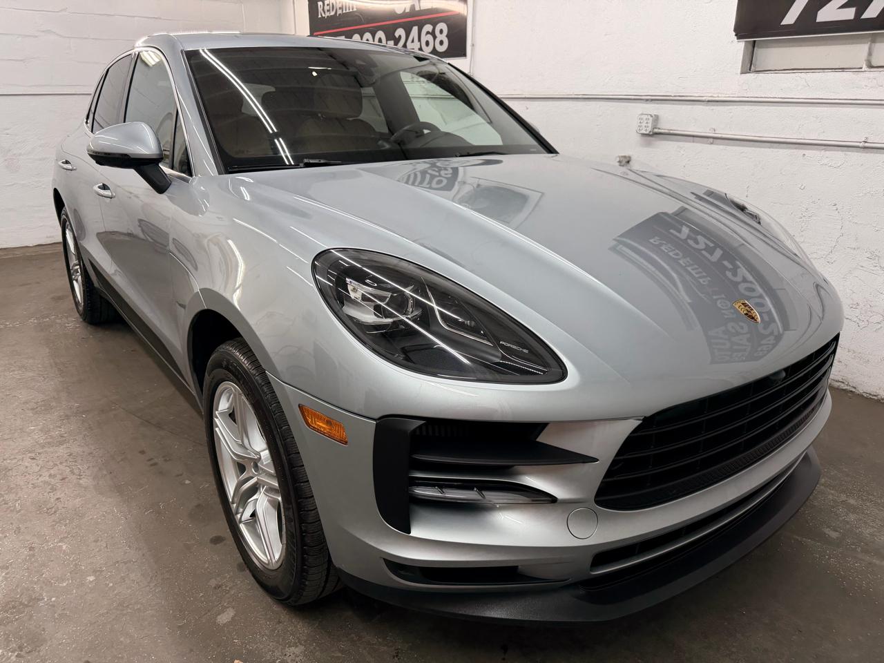 Porsche Macan  2020
