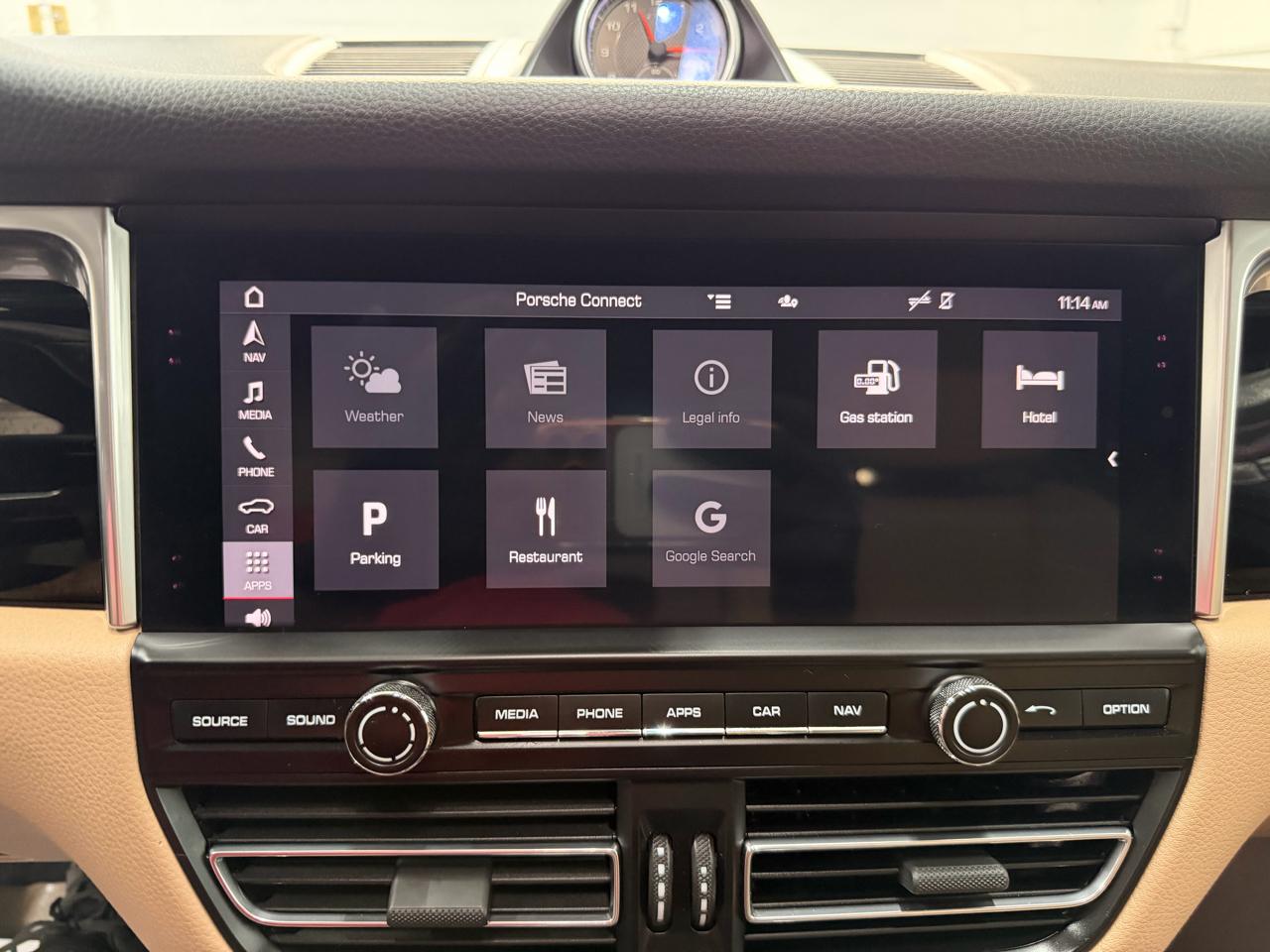 Porsche Macan  2020