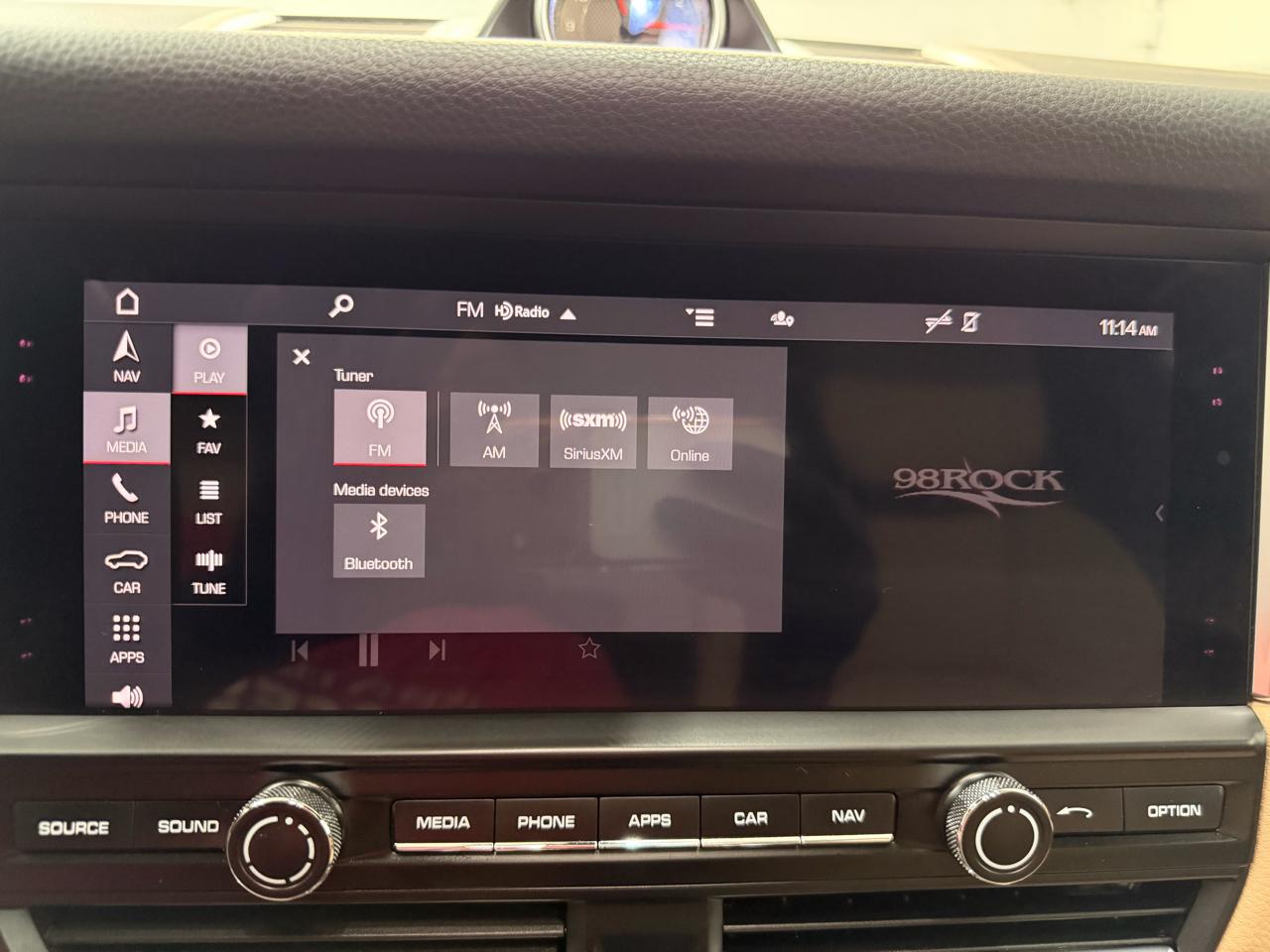 Porsche Macan  2020