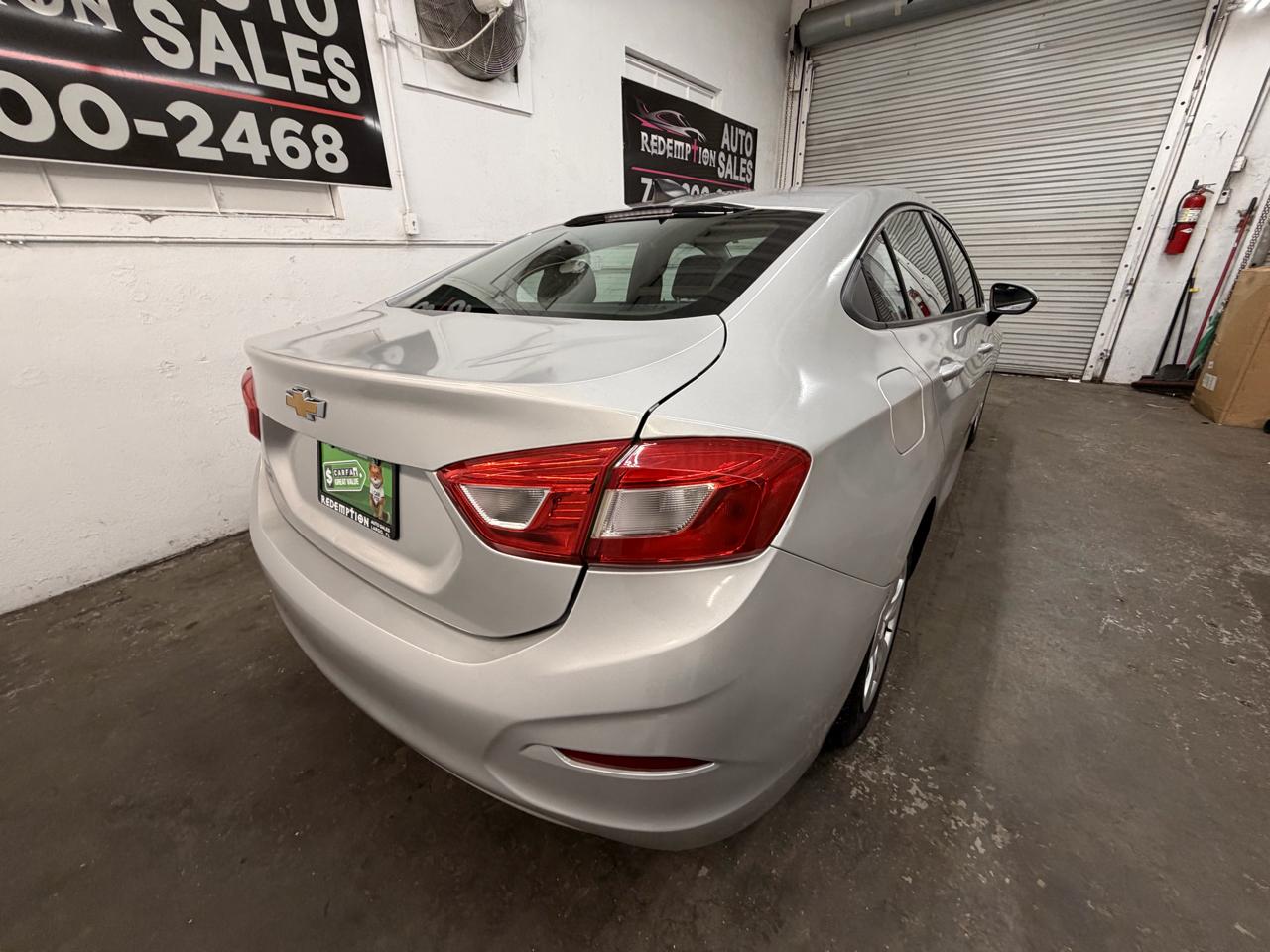 Chevrolet Cruze LS Auto 2017