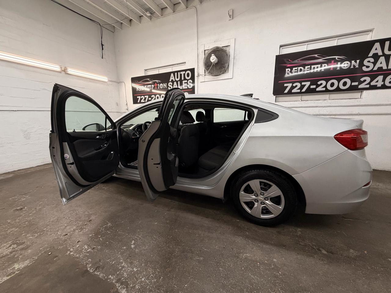Chevrolet Cruze LS Auto 2017