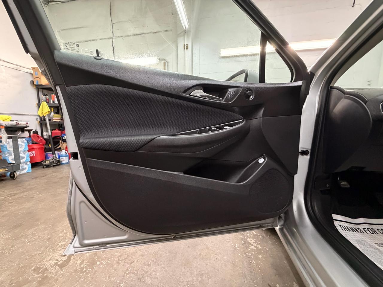 Chevrolet Cruze LS Auto 2017