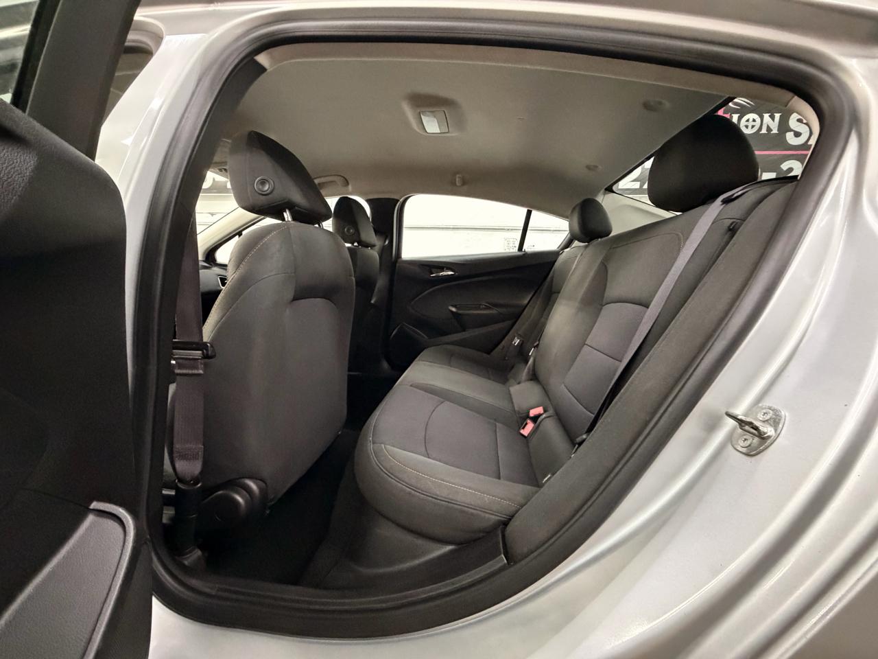 Chevrolet Cruze LS Auto 2017