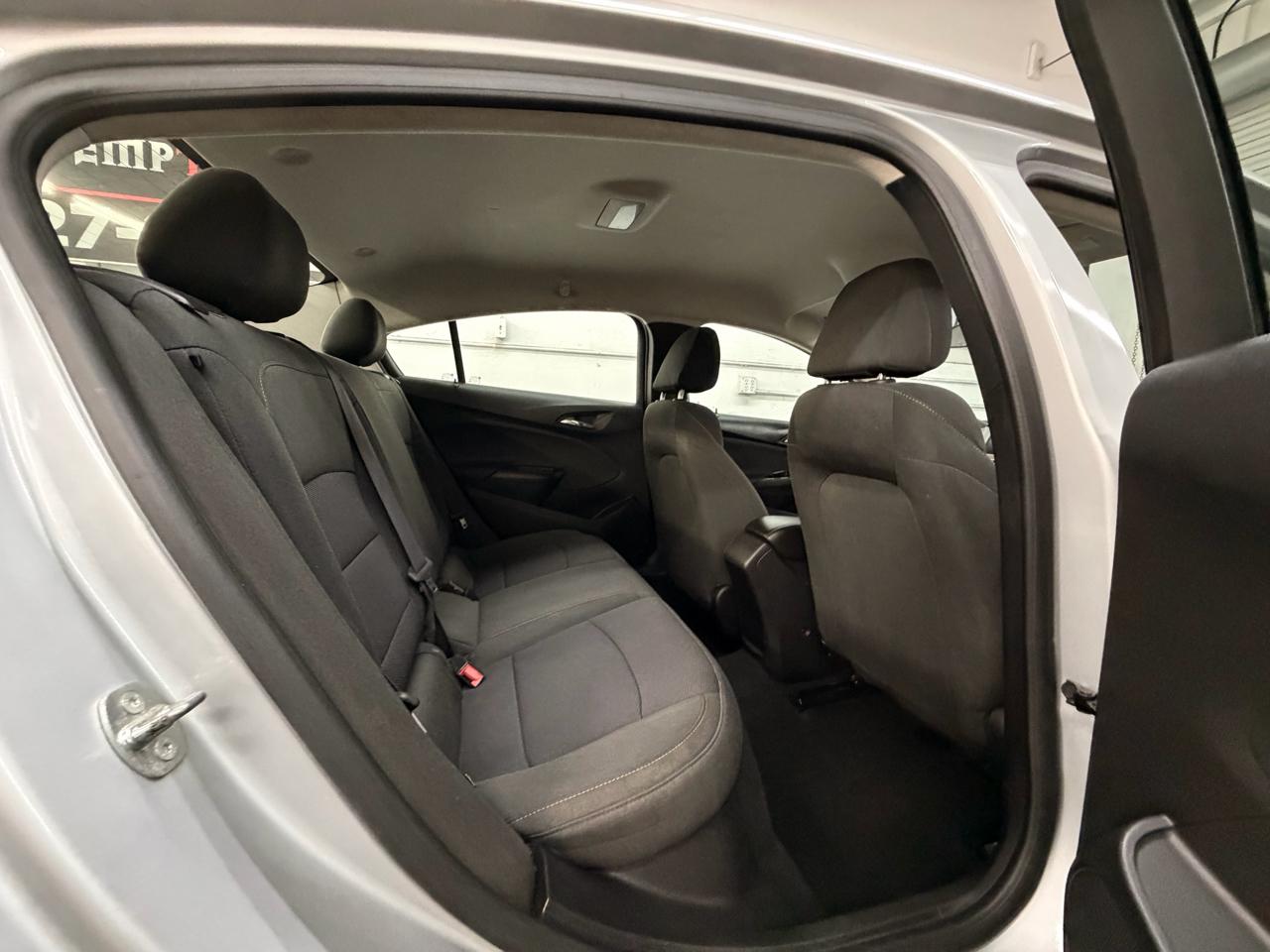 Chevrolet Cruze LS Auto 2017