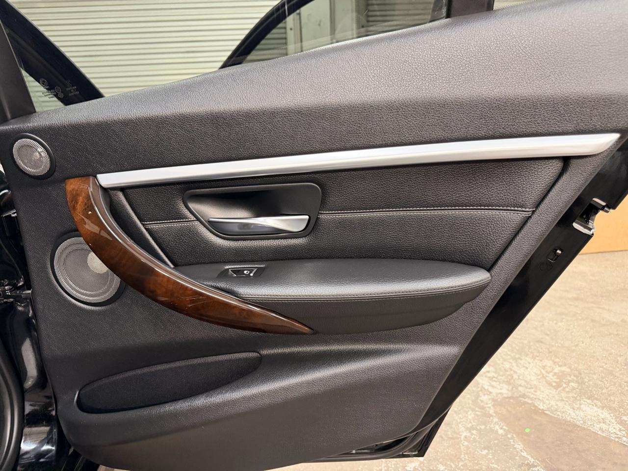 BMW 3-Series 328i xDrive Sedan 2016