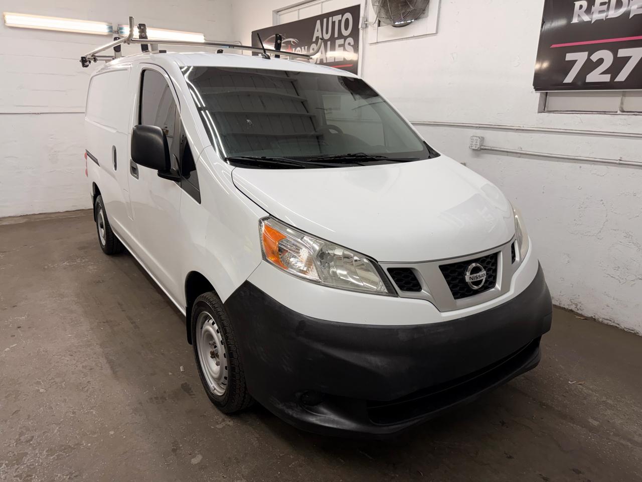 Nissan NV200 SV 2016