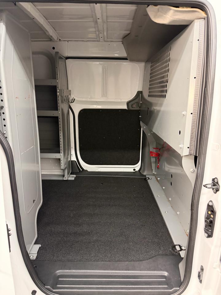 Nissan NV200 SV 2016
