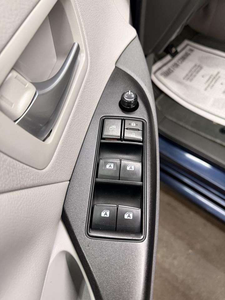 Toyota Sienna LE 8-Passenger 2018