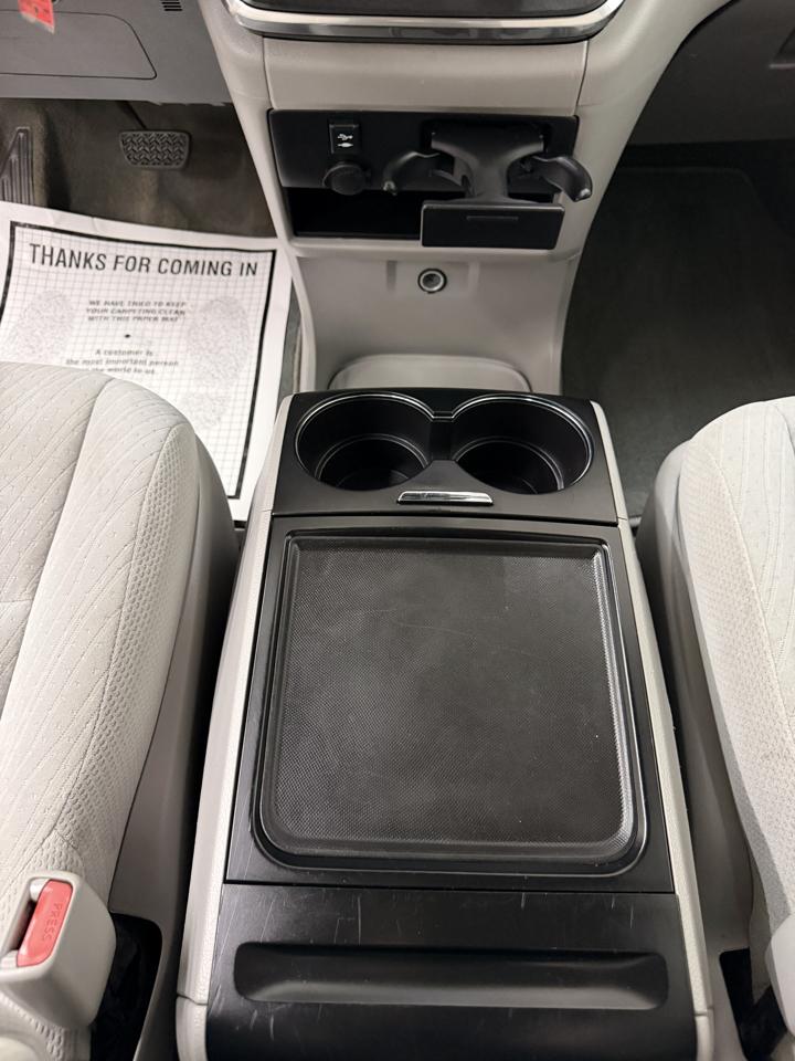Toyota Sienna LE 8-Passenger 2018