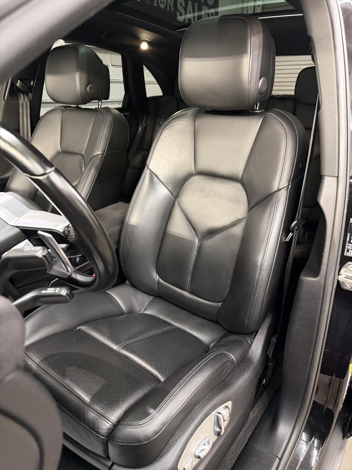Porsche Macan Base 2021