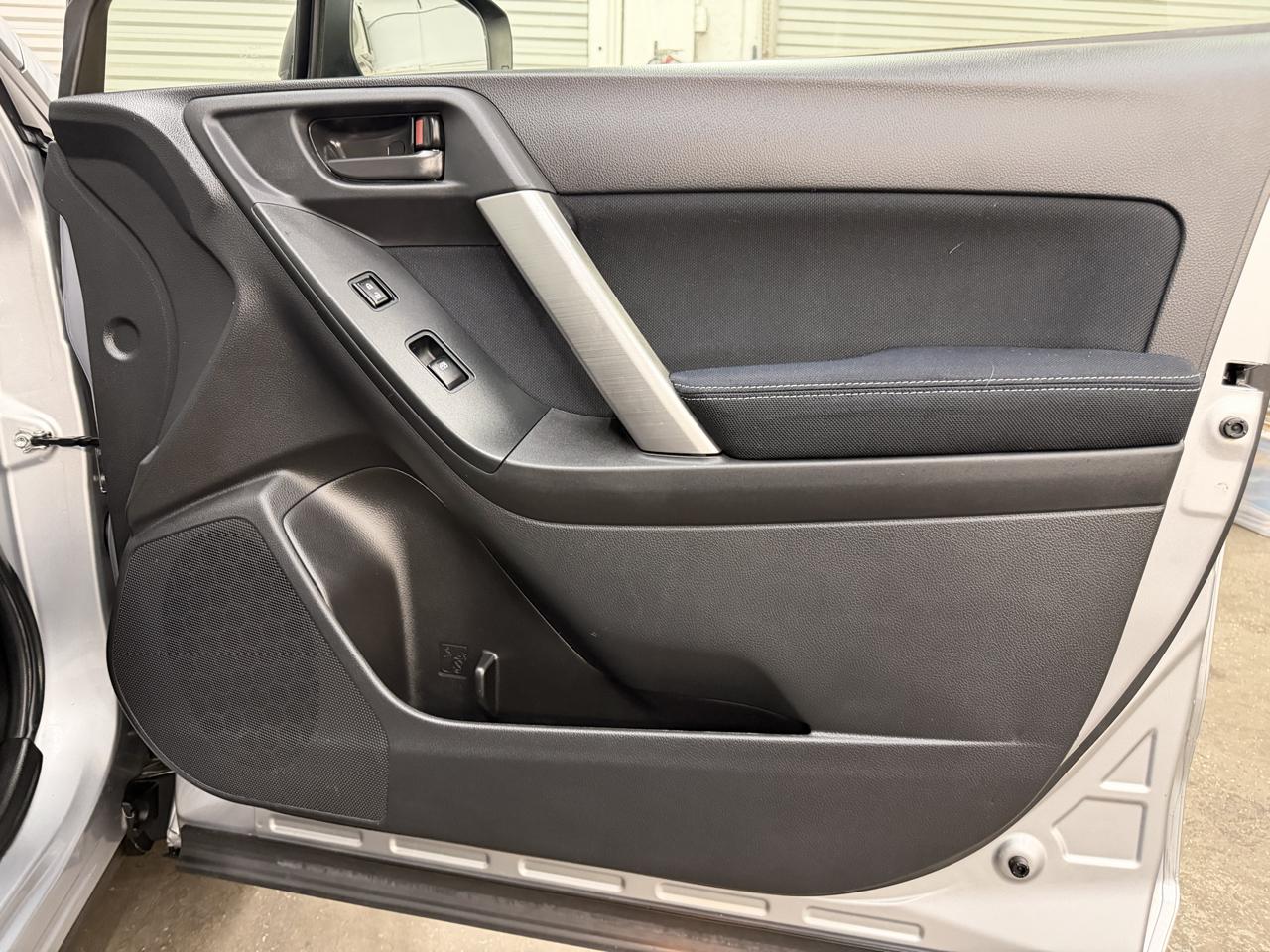Subaru Forester 2.5i Premium 2015
