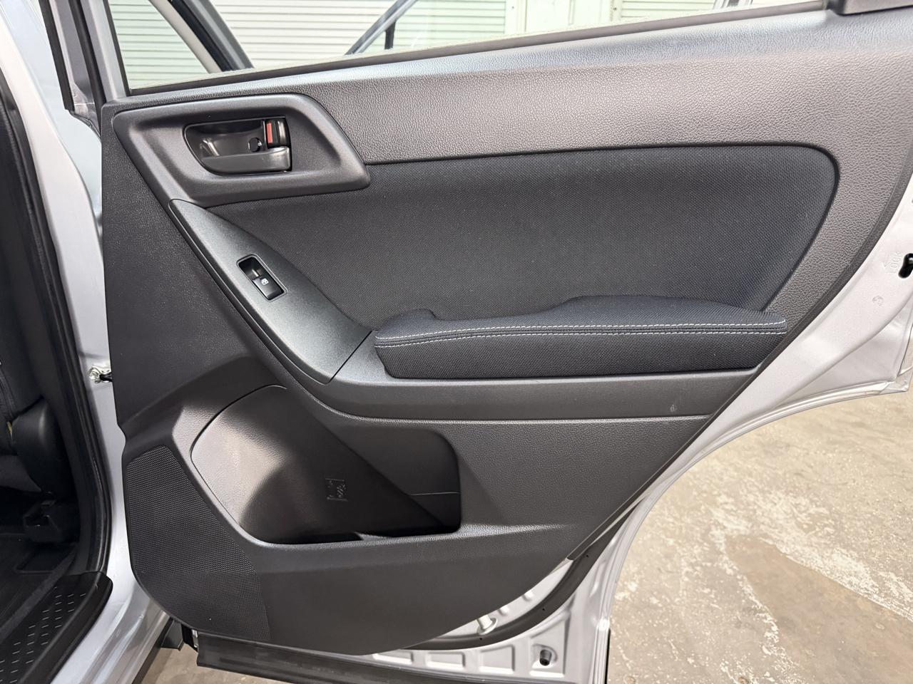 Subaru Forester 2.5i Premium 2015