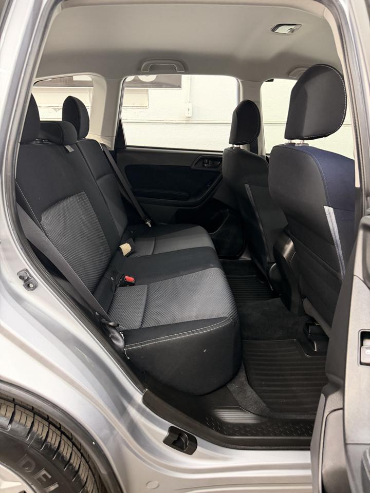 Subaru Forester 2.5i Premium 2015