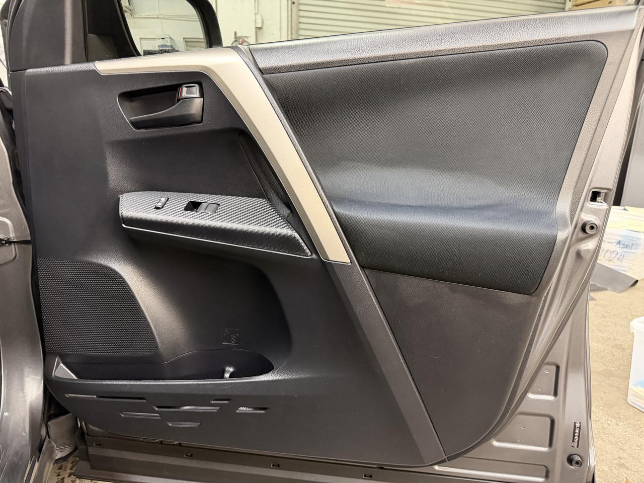 Toyota RAV4 XLE FWD 2013