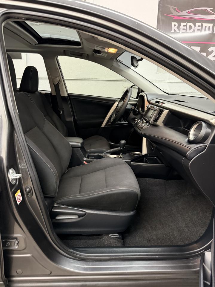 Toyota RAV4 XLE FWD 2013