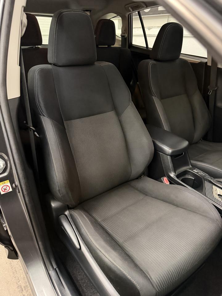 Toyota RAV4 XLE FWD 2013