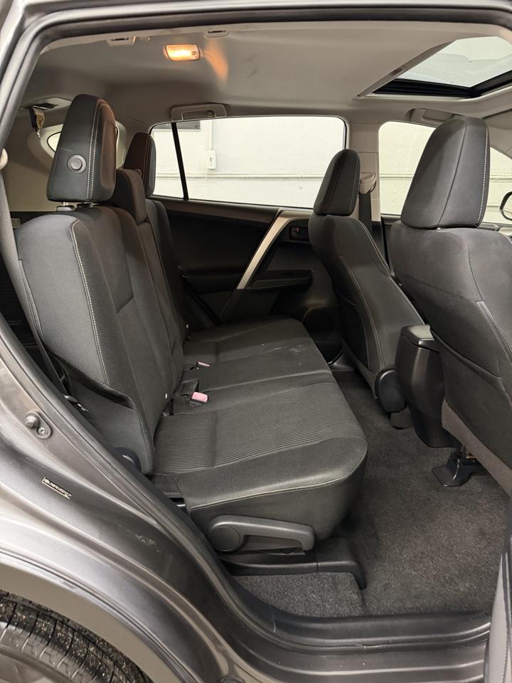 Toyota RAV4 XLE FWD 2013