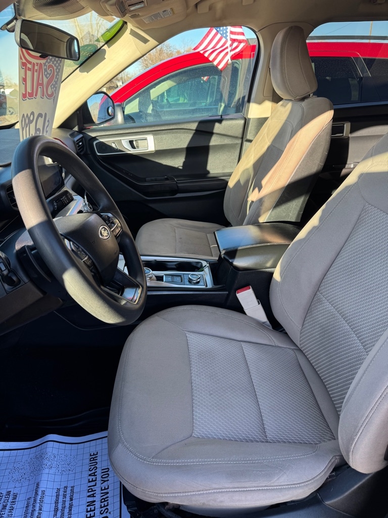 Ford Explorer Base AWD 2020