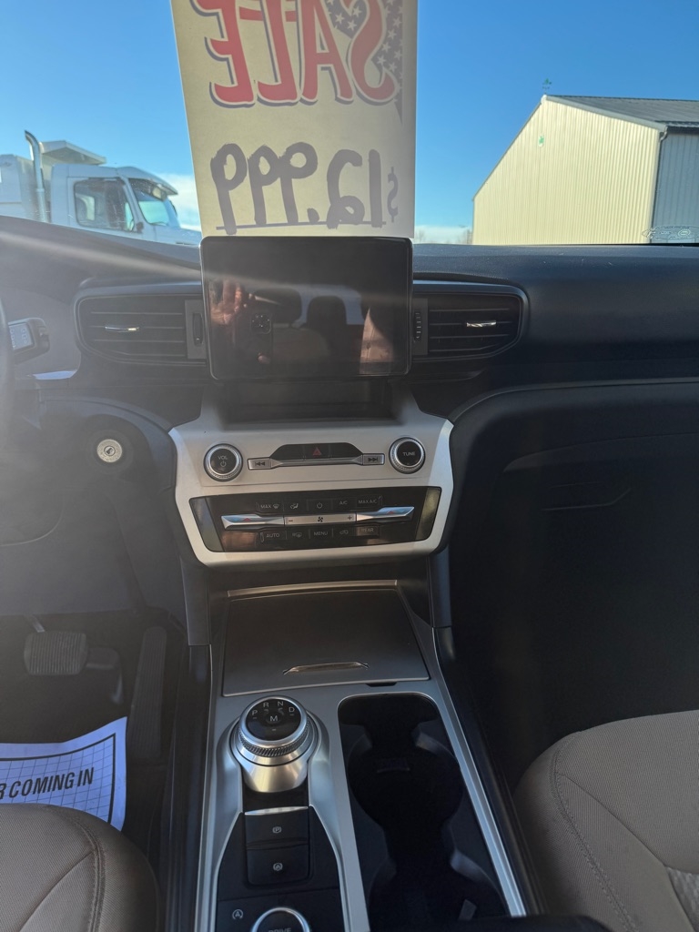 Ford Explorer Base AWD 2020